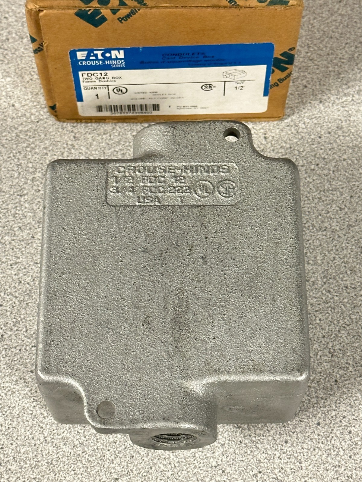 NEW Eaton Crouse Hinds FDC12 2-Gang 2 3/4″ Hub Iron Alloy Deep Device Box