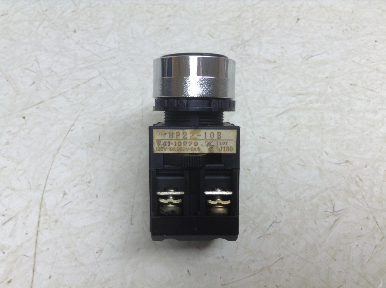 Maruyasu HP22-10B Black Push Button HP2210B (TSC)