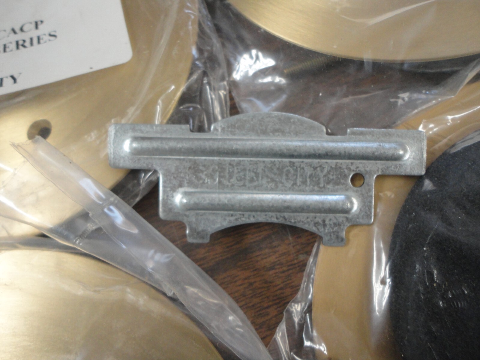 “NEW” “Box of Four” Steel City P 60 3/4 2 CACP Brass Carpet Plates