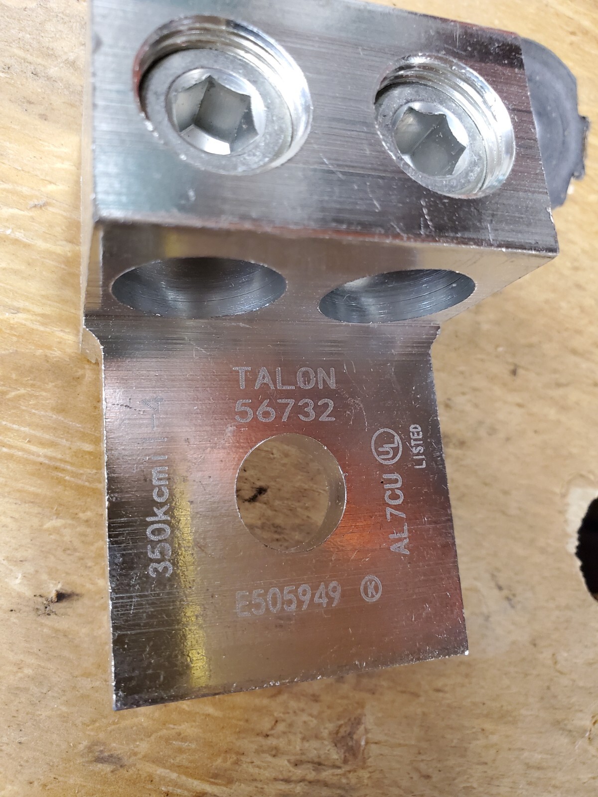 Siemens Talon Metering Accessory H56732 1-Dual Lug, (2) #4-350kcmil Wires