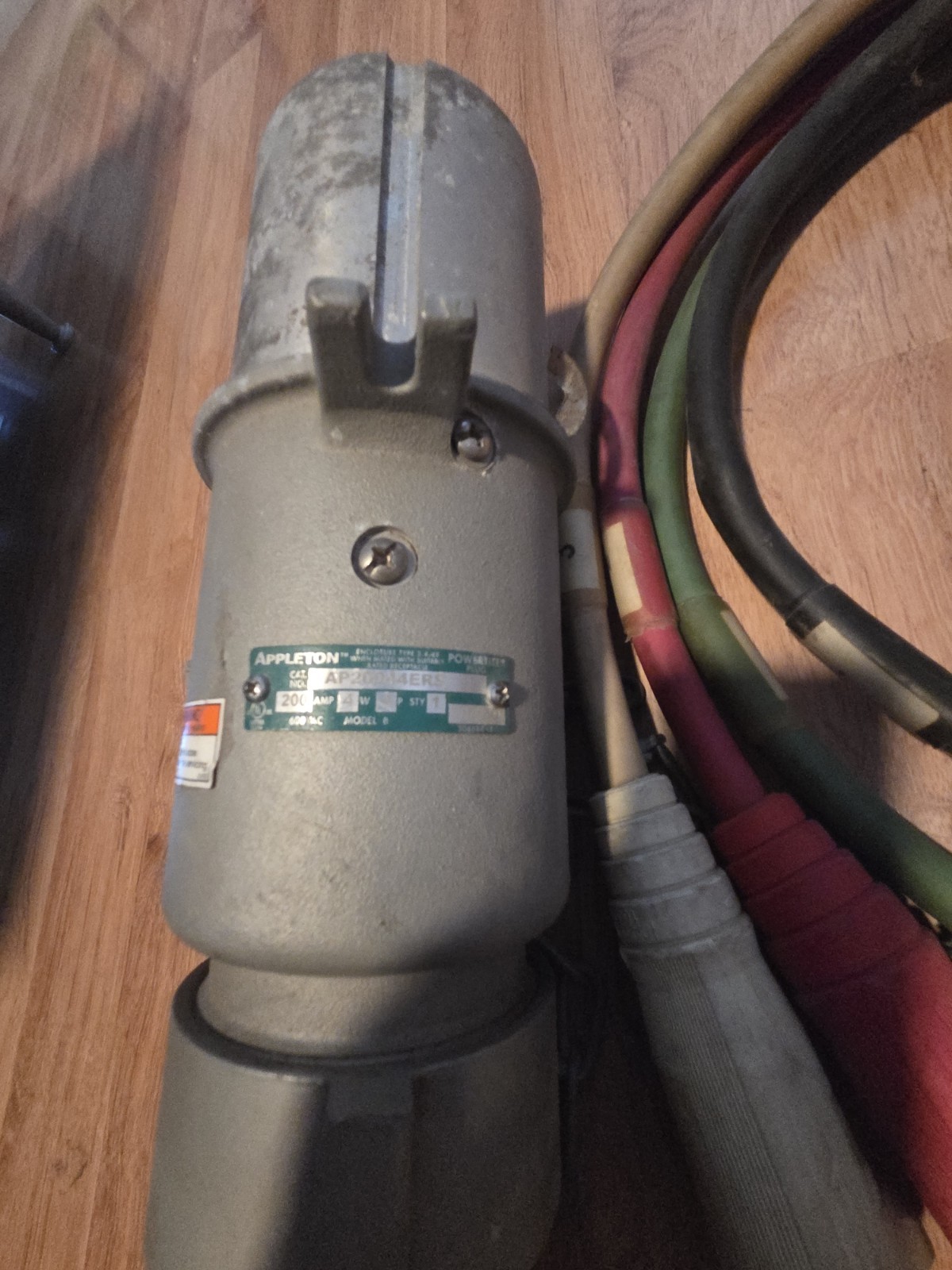 AP20044ERS Appleton 200A 600V 4-Pole 4-Wire Pin Plug W/ 5′ Ft Cable 2/0 AWG 4/C