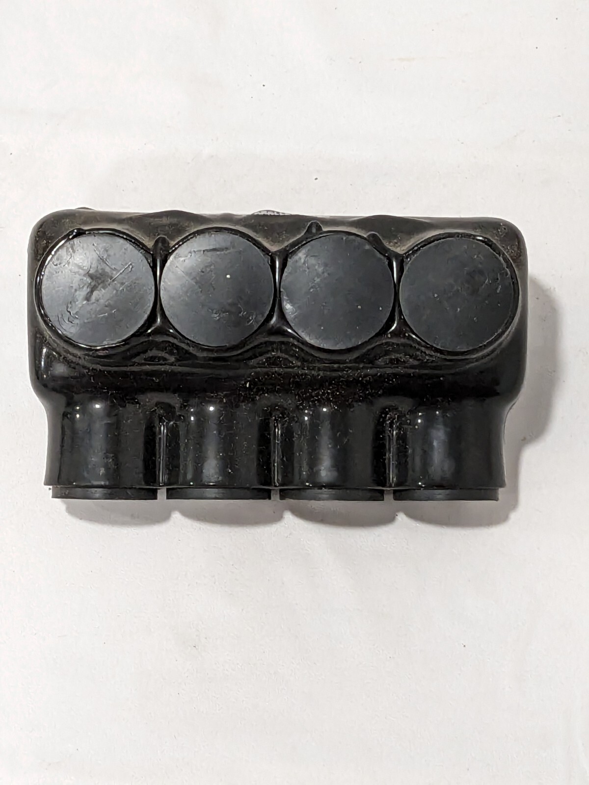 Polaris 4-Port Black Multi-Tap Pre-Insulated Connector IPLD350-4