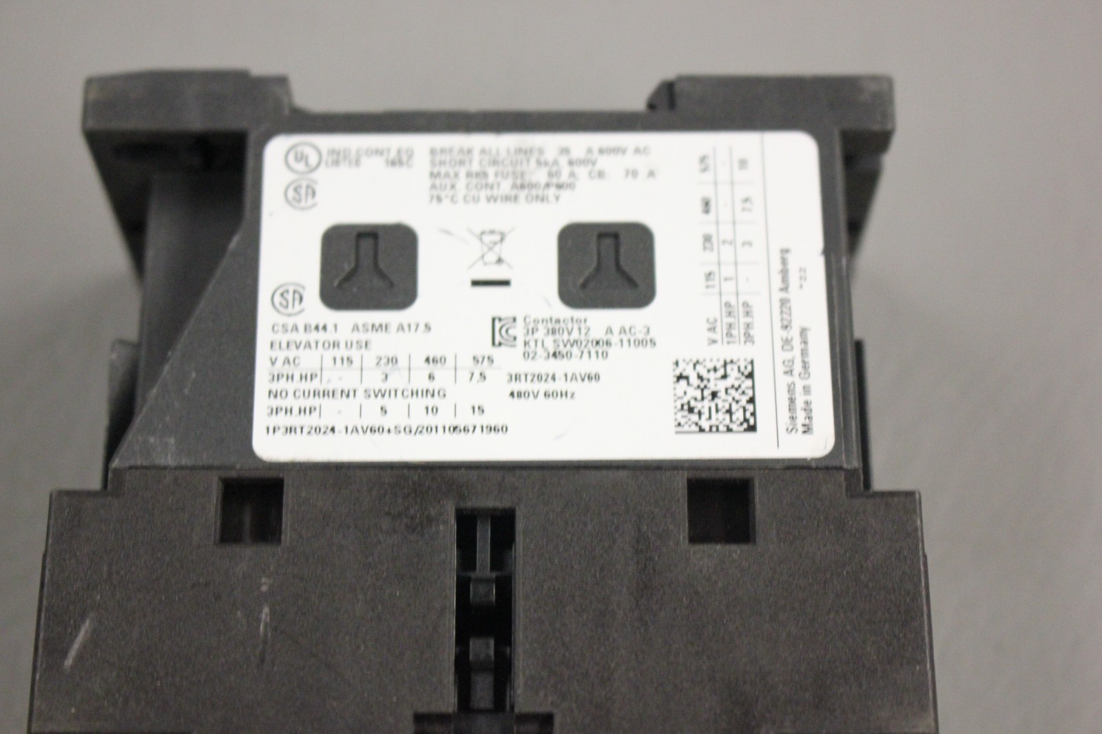 SIEMENS SIRIUS CONTACTOR 3RT2024-1AV60