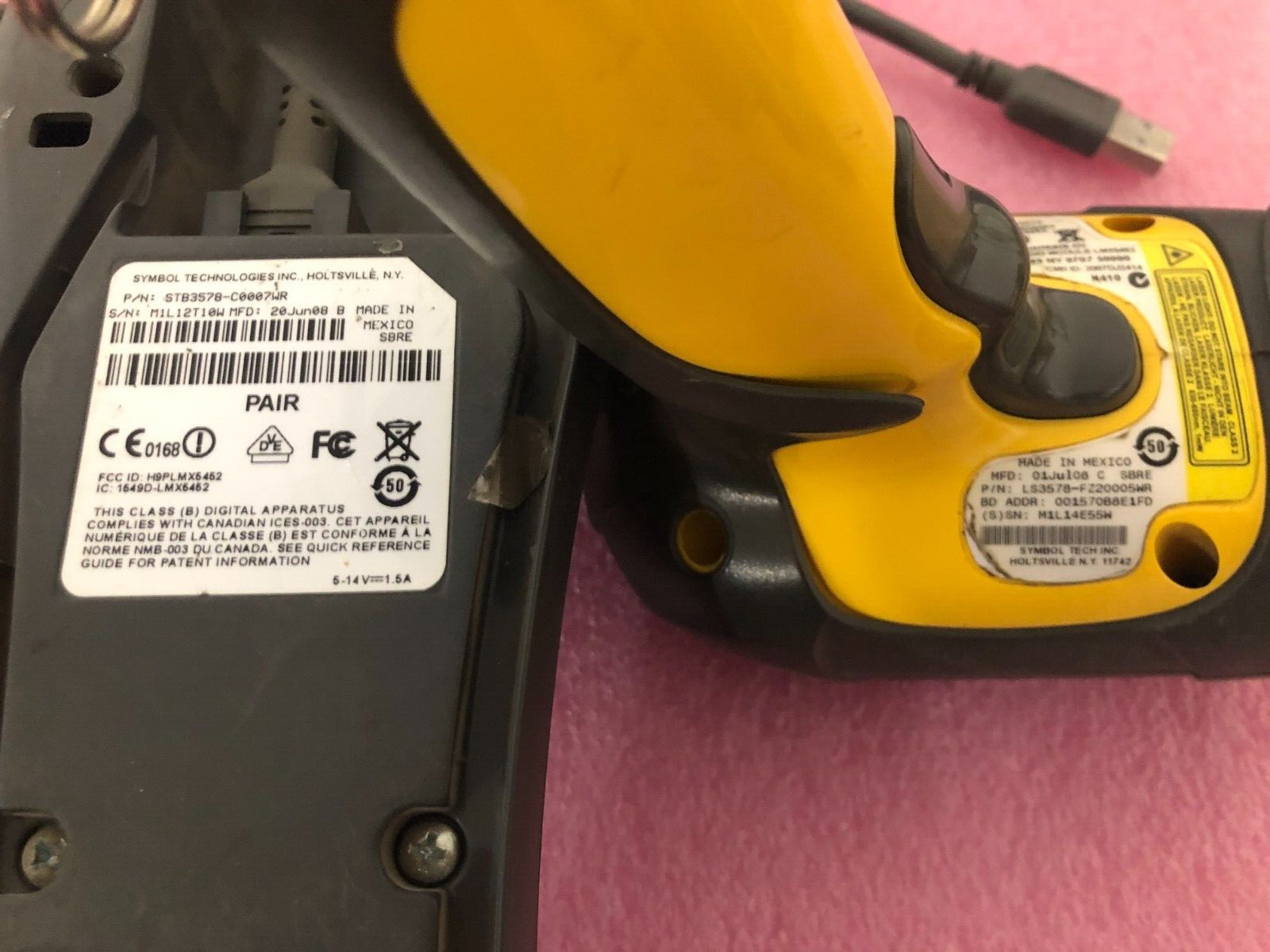 1 Lot of 2 Symbol FZ Barcode Scanners no batteries