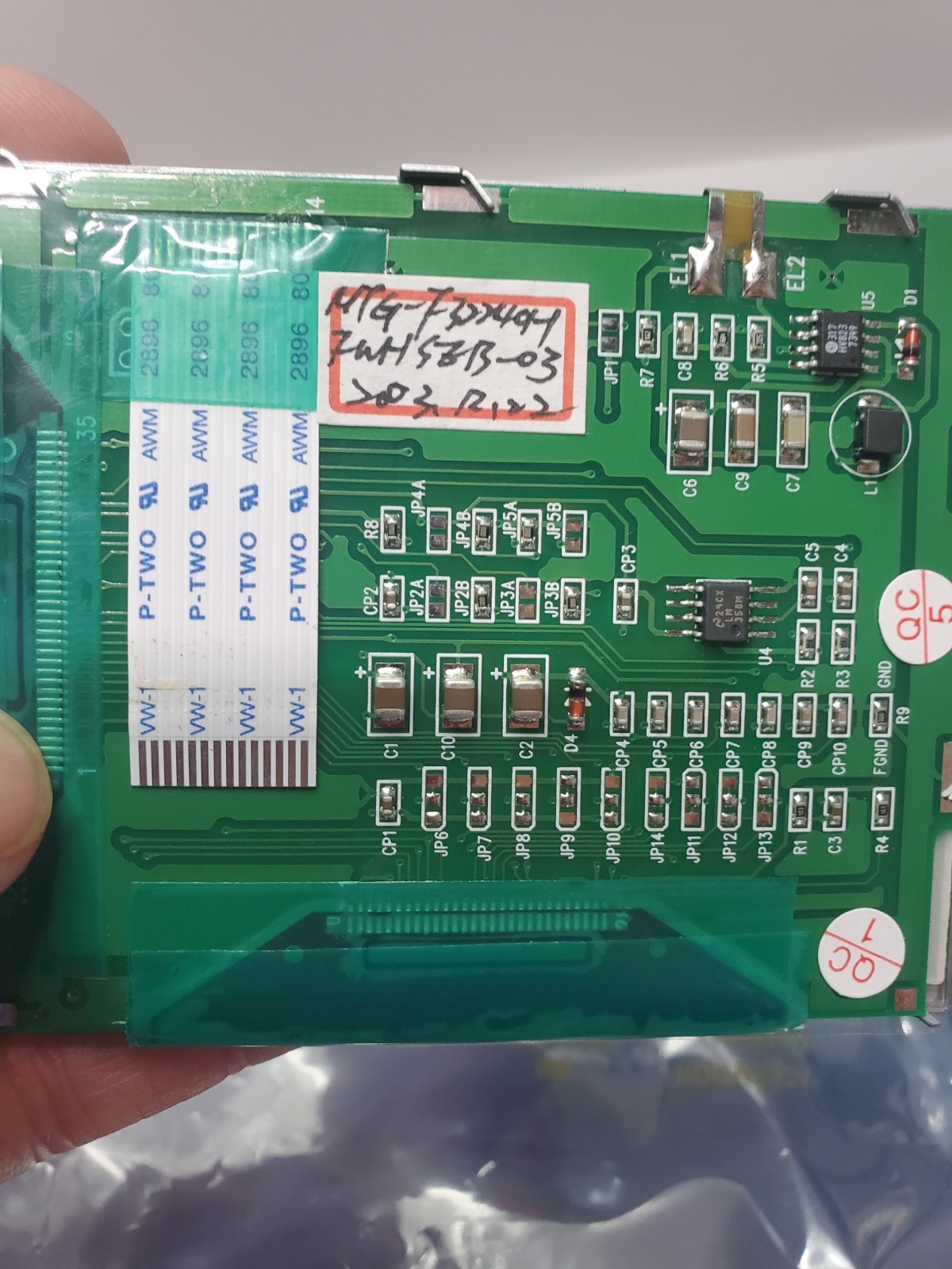 Microtips MTG-F32240HFWHSEB-03 5.7″ 320×240 FSTN LCD Module PCB