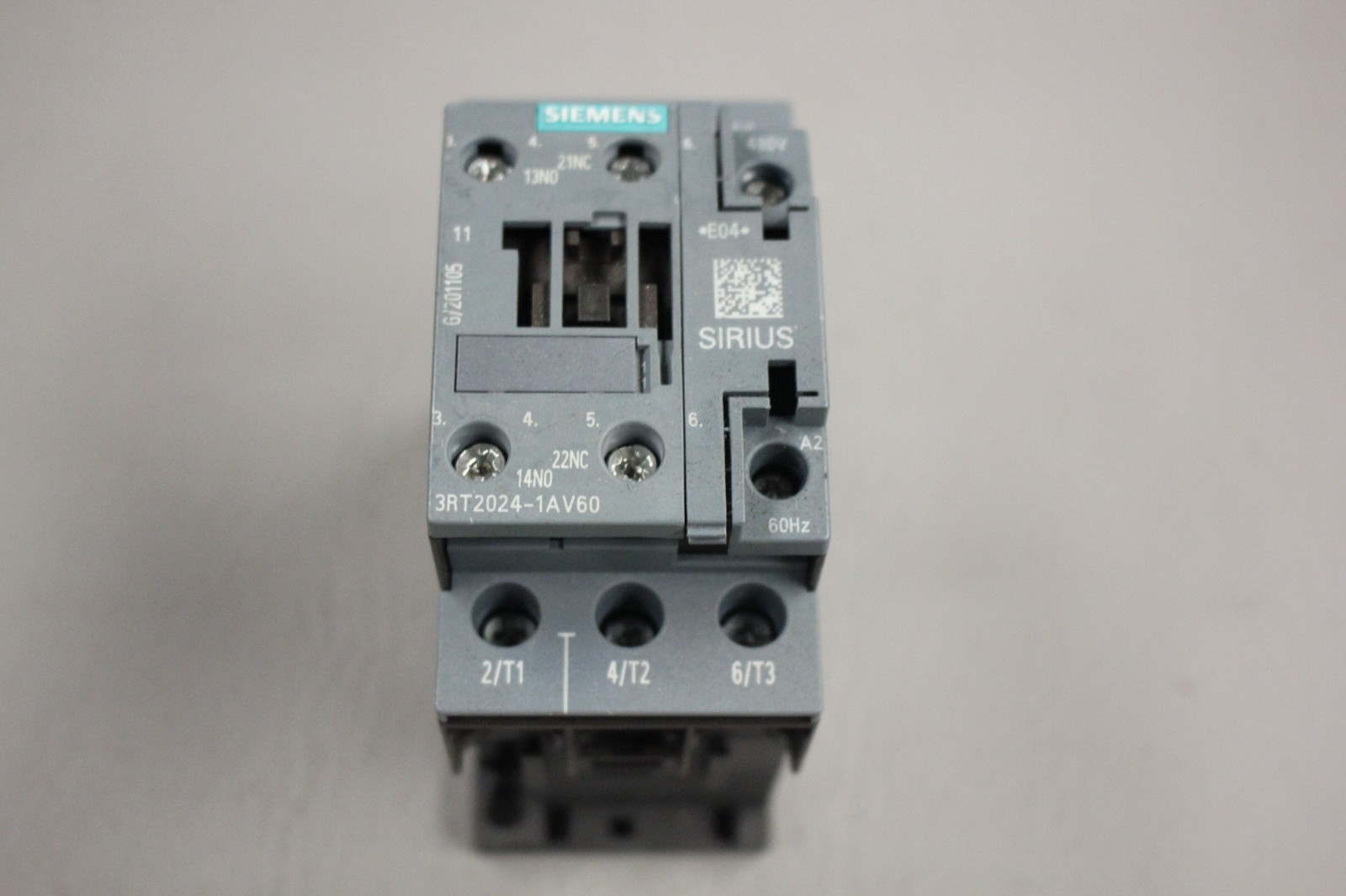 SIEMENS SIRIUS CONTACTOR 3RT2024-1AV60