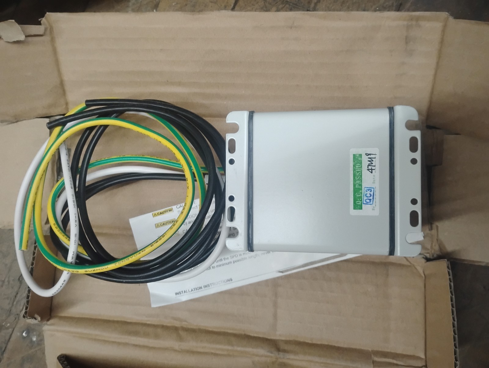 Erico Critec S40-120/240 SES SERIES Surge Protection Device. New