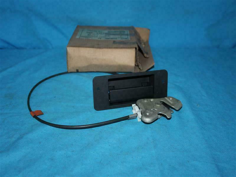 Ford 6C2Z-15264A01-AA 6C2Z15264A01AA Latch NEW NOB