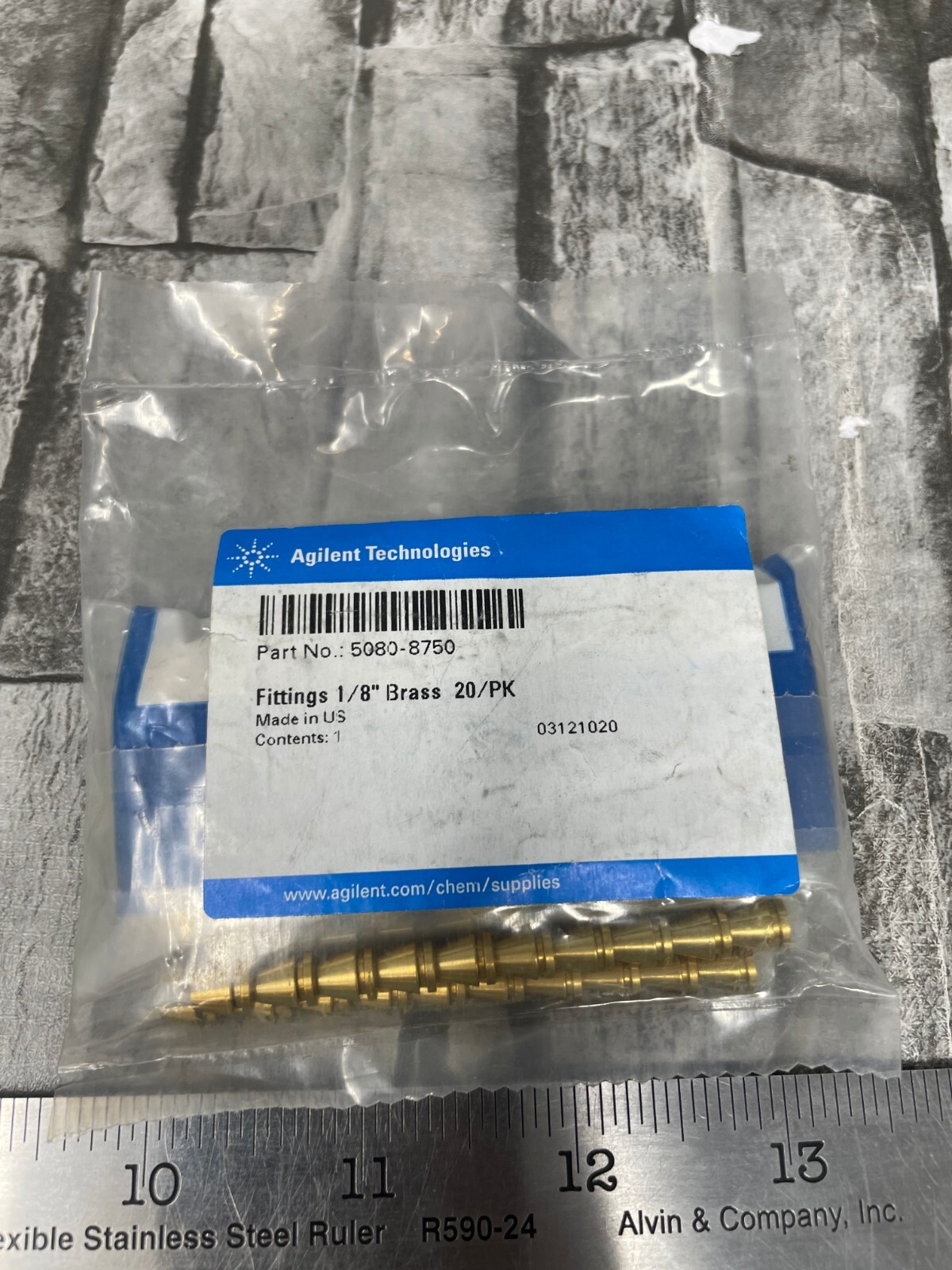 Agilent Technologies 5080-8750 Fittings 1/8″ Brass 20 PK New Free Shipping