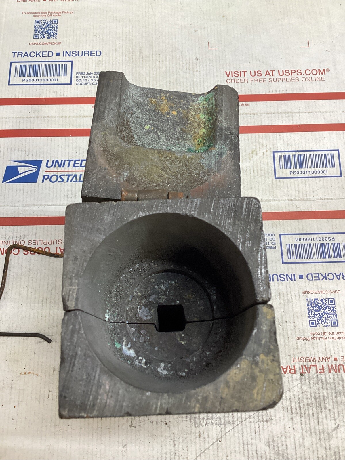 ERICO CADWELD GTC163A MOLD 300 AWG 5/8 CU RUN & TAP #200 CART ED4U 3295