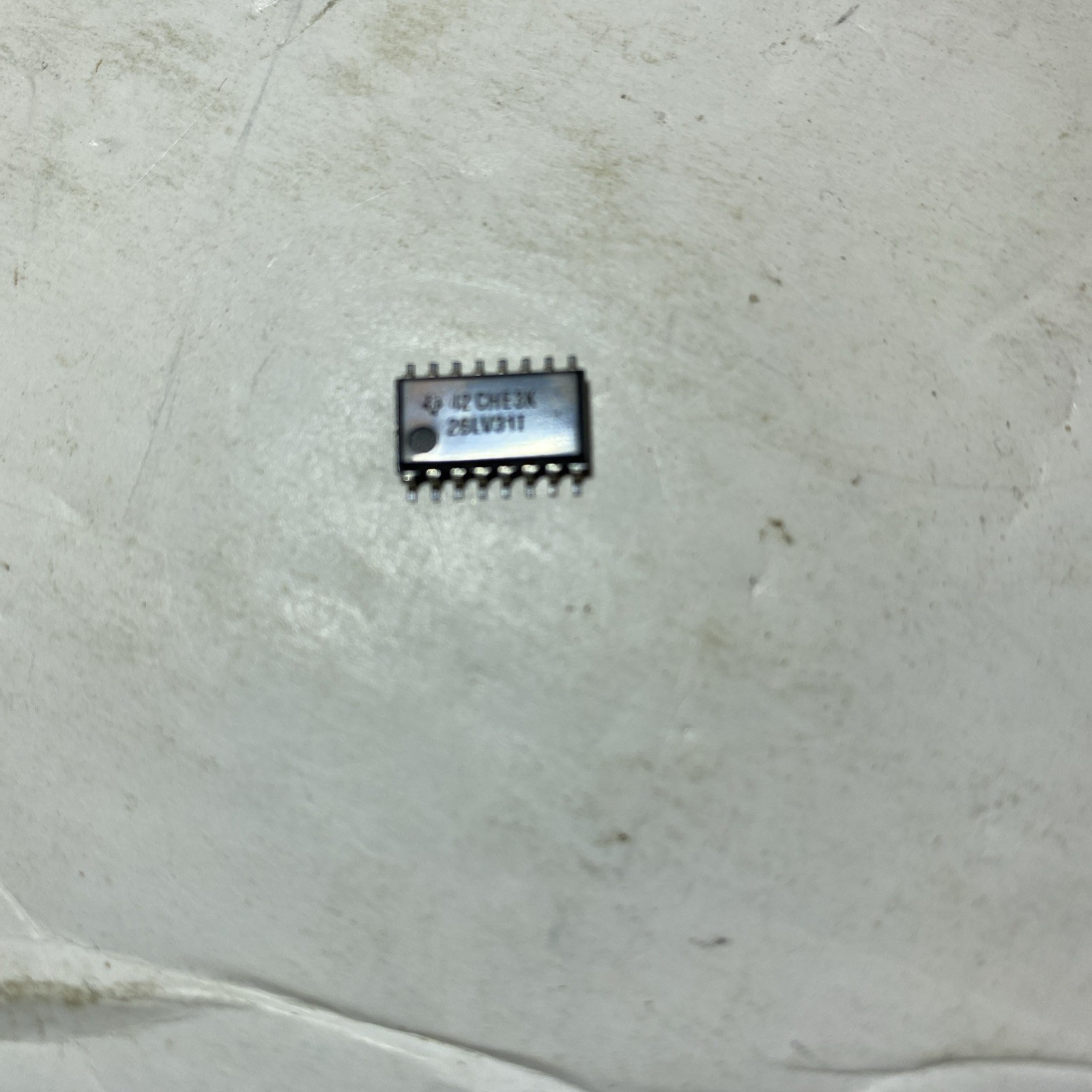 TEXAS INSTRUMENTS AM26LV31INSR LOT 2000 (BRAND NEW)(R2)