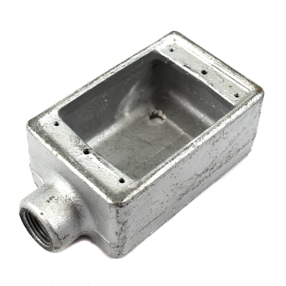 Crouse-Hinds 1/2″ FS1 Cast Iron Outlet Box w/ Hubbell 3P4W 50A 250V Receptacle