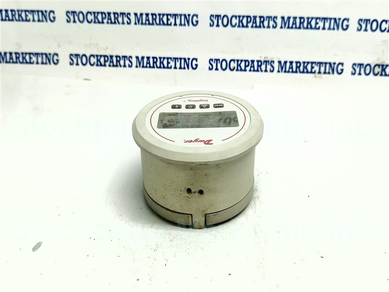 Dwyer DM-1108 DM1108 Digital Differential Pressure Gauge AS IS Fast Shipping