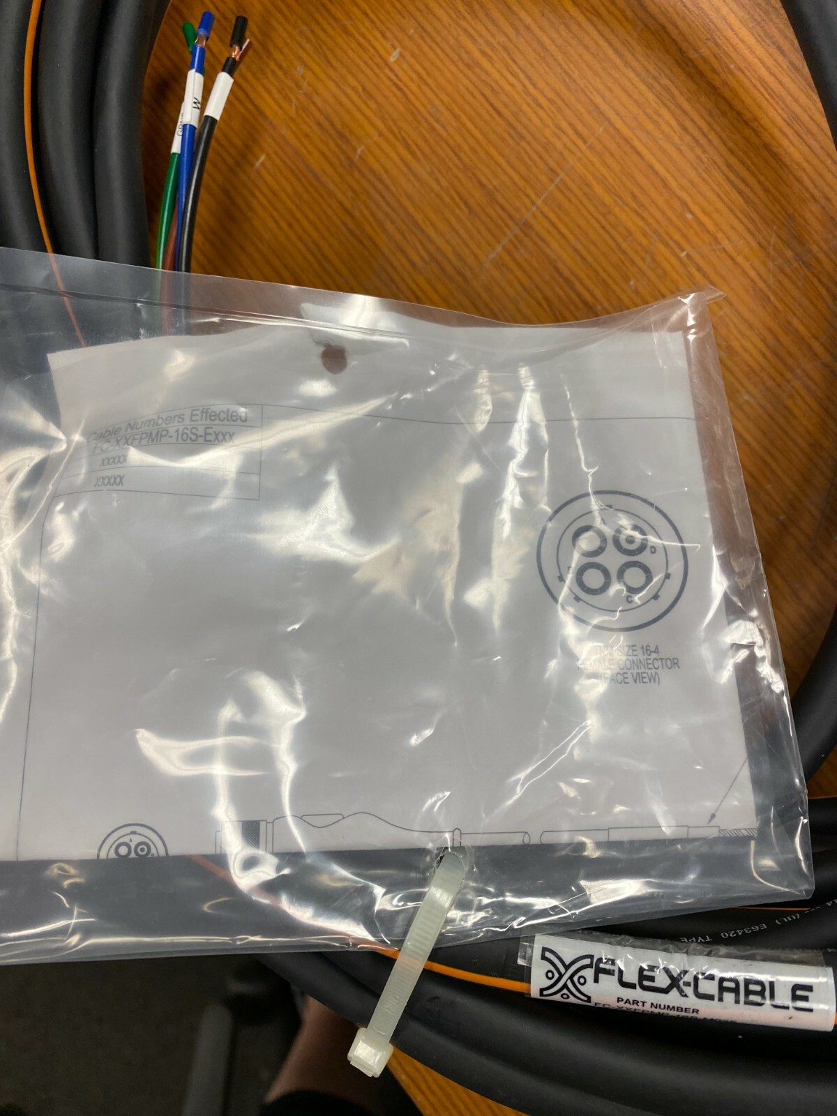 👀 NEW FLEX-CABLE 4 PORT FEMALE QUICK CONNECT CABLE 25 METERS FC-XXFPMP-16S-025