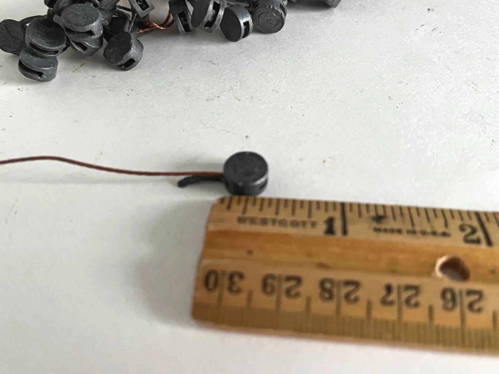 71 Round Security Lead Wire Meter Seals with 5-1/2 to 6″ Wires 3/8″ & 7/16″