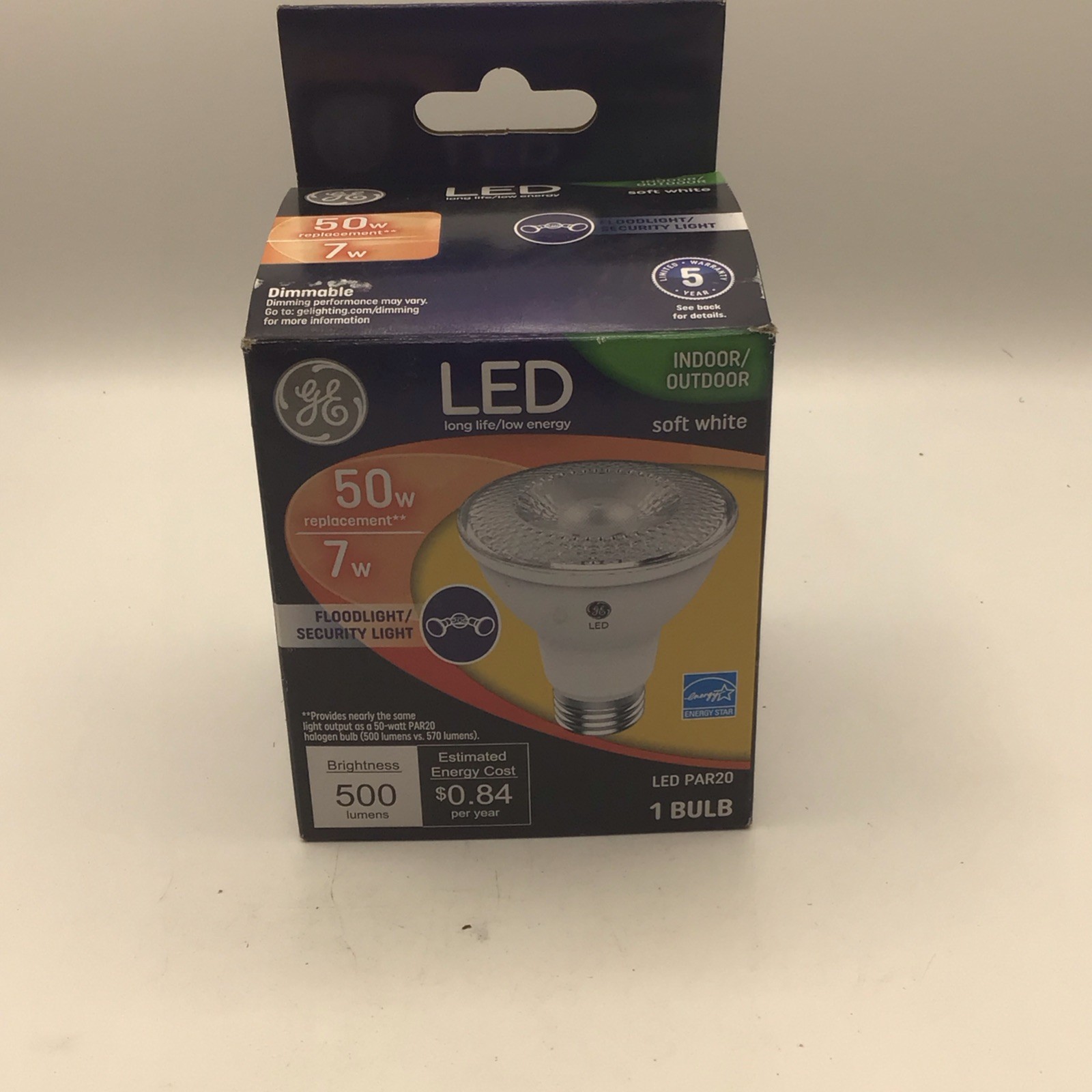 LED Floodlight Bulb, Soft White, 500 Lumens, 7 Watt – 38439
