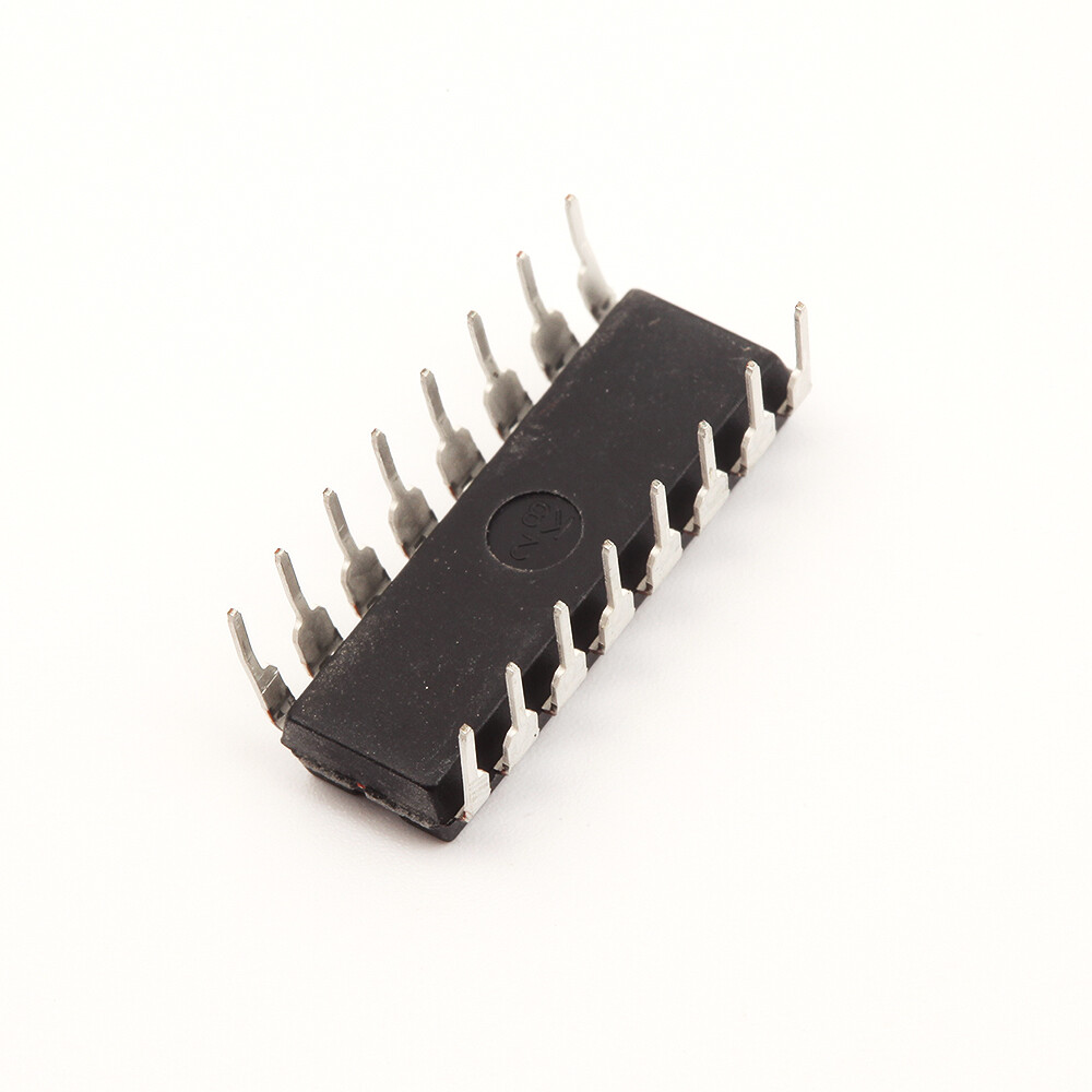 10PCS TEA2025B ST Integrated Circuit Audio Amplifier TEA2025 Dip-16