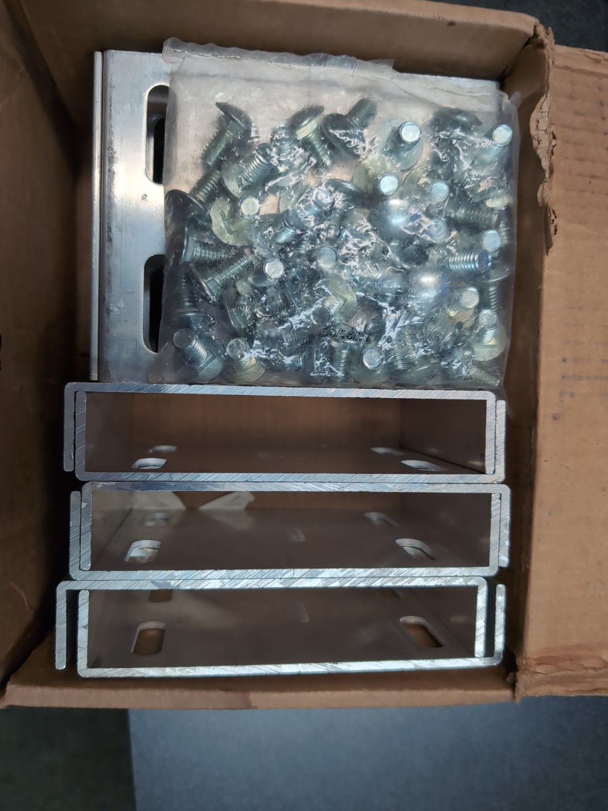 Cooper B-Line Cable Tray Couplers 9A-1044-6 CHNL S/P (Box Of 12)