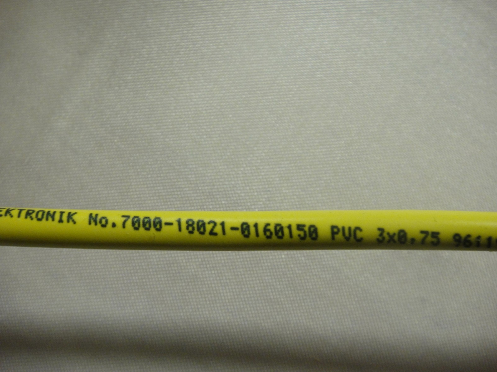zz LOT OF 2 MURR ELEKTRONIK harnesses as pictured 7000-18021-0160150 pre owned