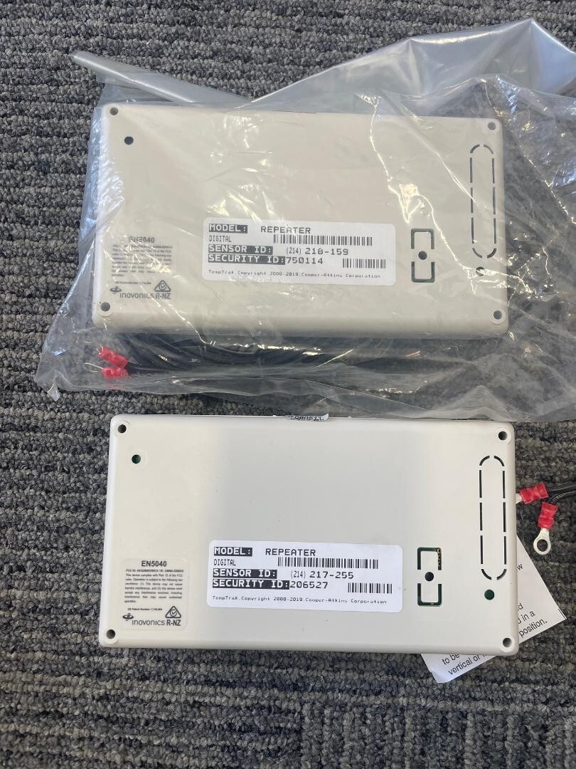 Lot of 2 Atkins Corporation TempTrak Repeater, Relays Data Received – New