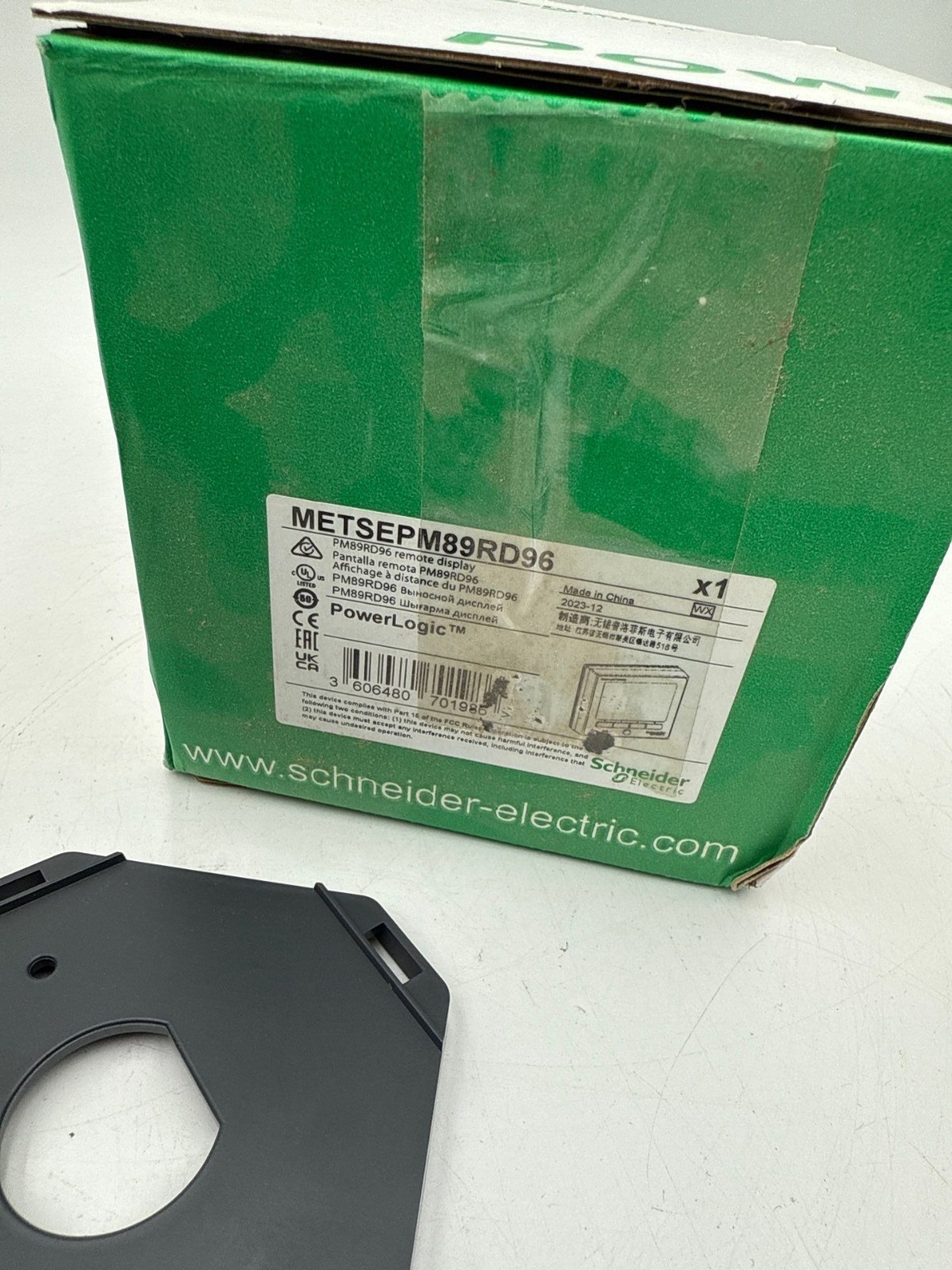 Schneider Electric METSEPM89RD96 Accessory Indoor LCD Display Module