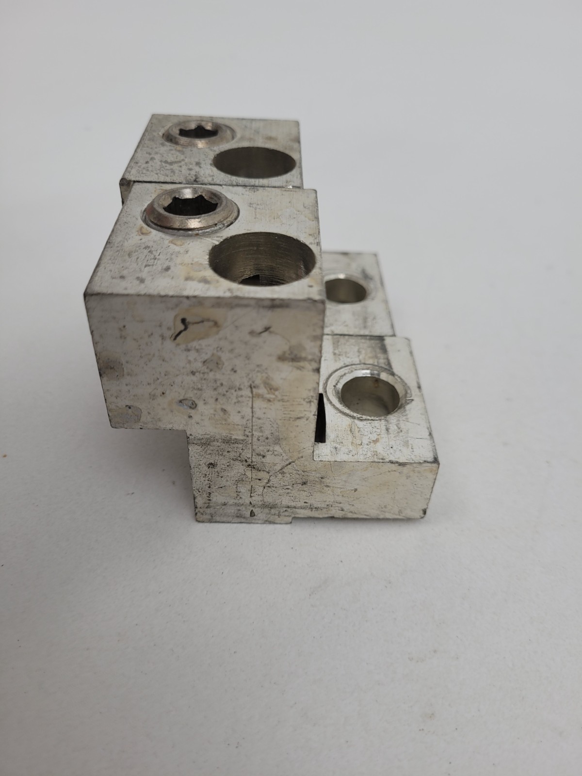 Lot of 2 – TA700MA1 ILSCO Terminal Lug – Next Day Option