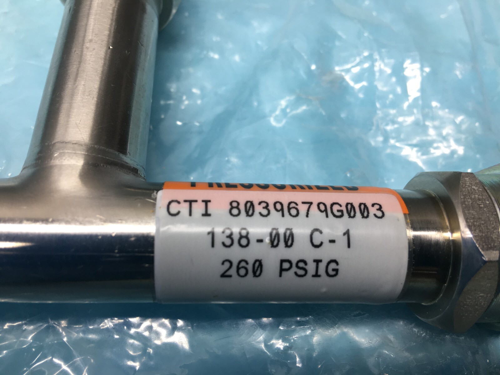 AMAT 3300-05698 CTI 8039679G003 Fitting Aeroquip Adaptor Helium, 1178340