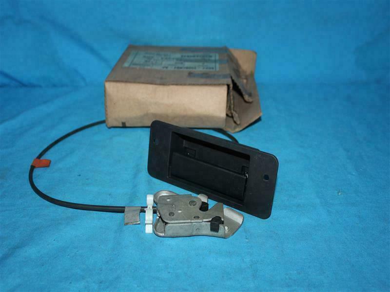 Ford 6C2Z-15264A01-AA 6C2Z15264A01AA Latch NEW NOB