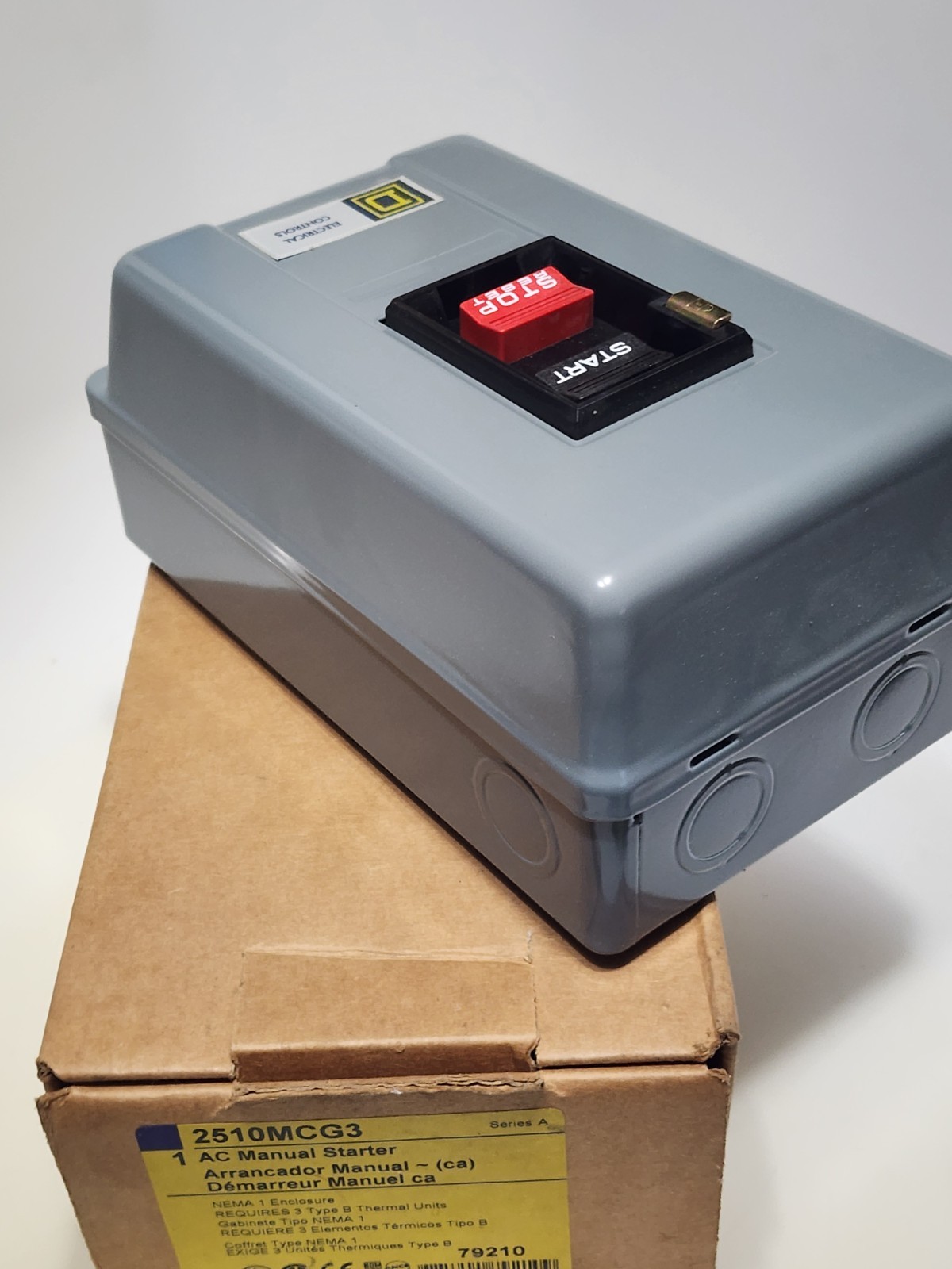 Square D 2510MCG3 Manual Starter, 3 Pole, 10Hp At 380/575Vac, 3 Phase