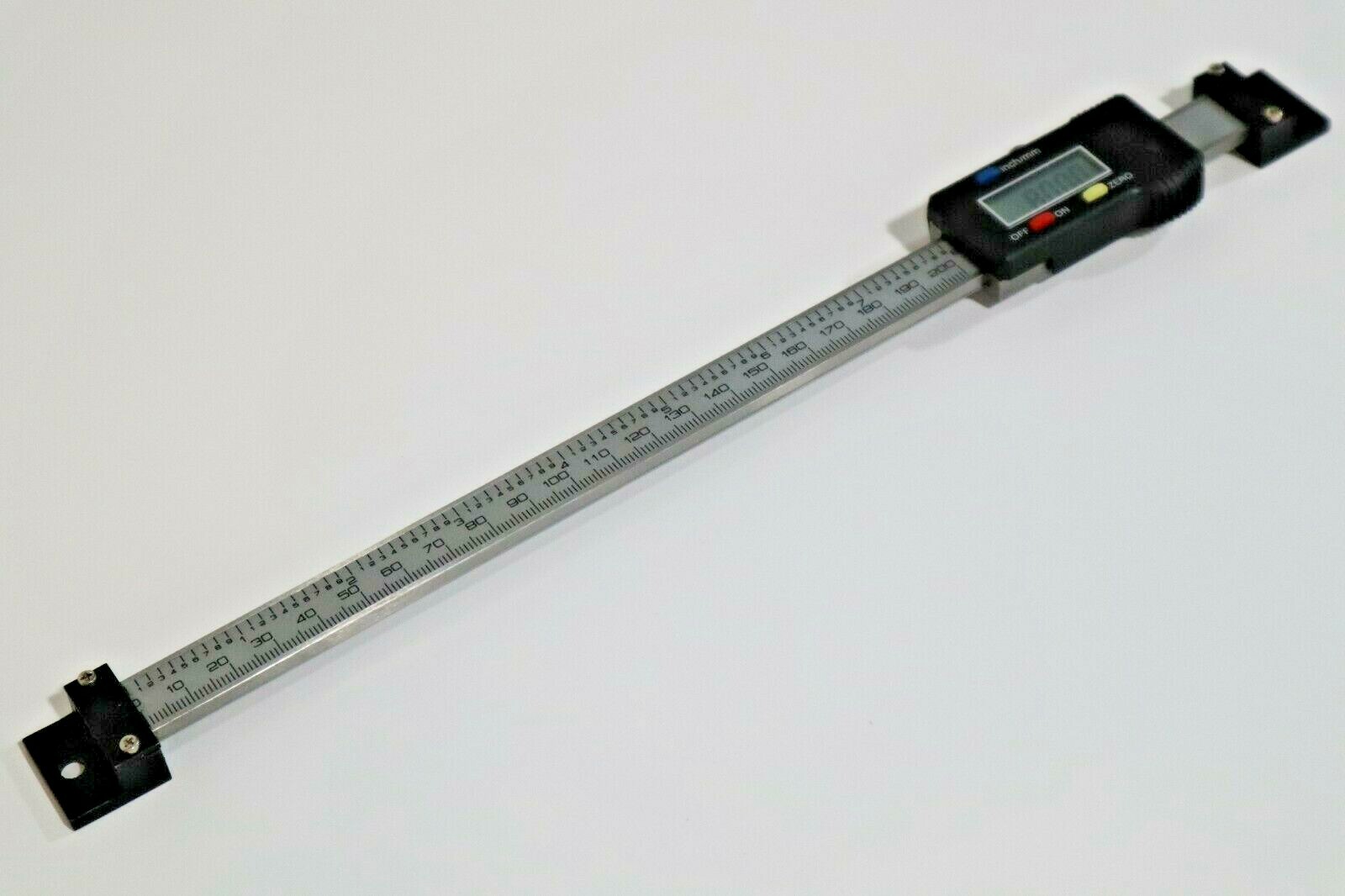 HORIZONTAL LINEAR SCALE WITH DIGITAL READOUT **VARIOUS SIZES AVAIABLE**