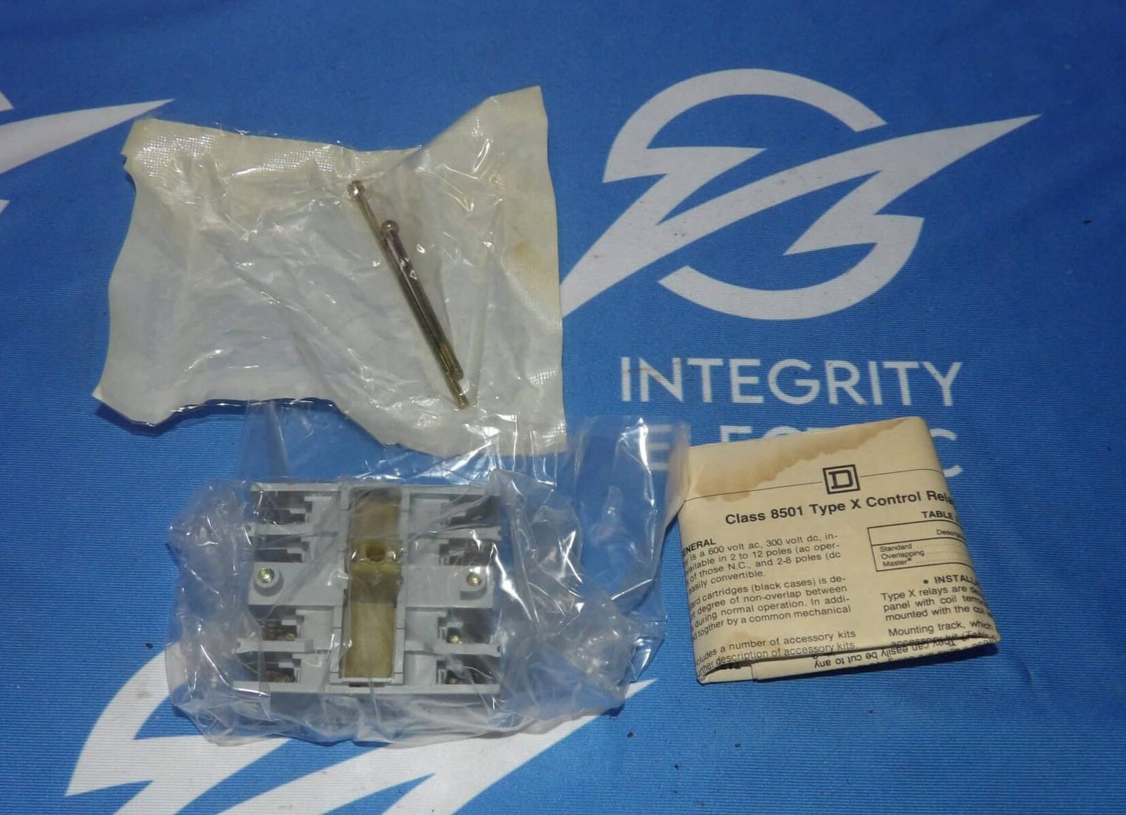 NIB Square D 8501 XB-40 Series A Universal Ader Deck + 1 Year Warranty