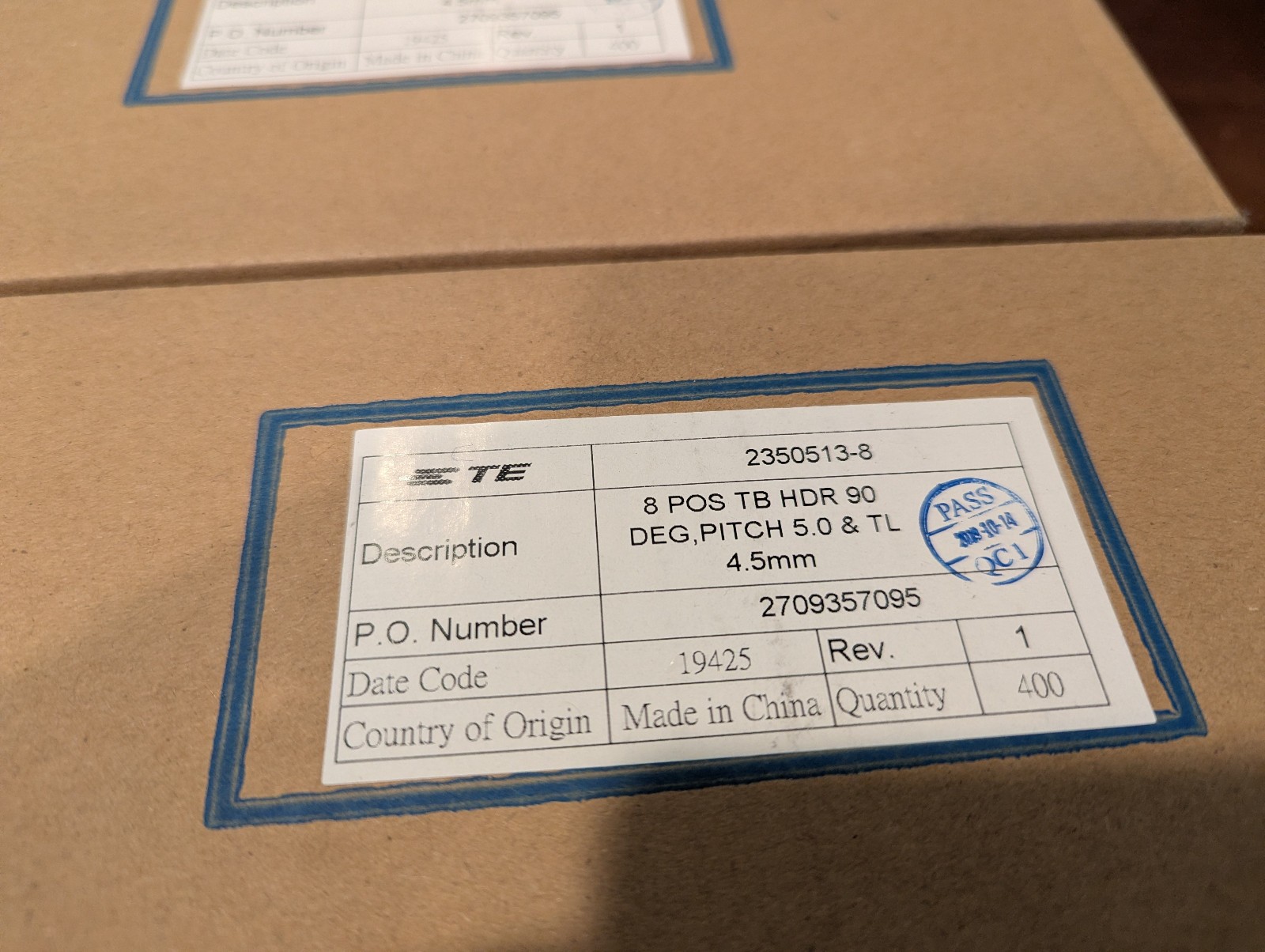 TE CONNECTIVITY 2350513-8 Boxes of 400/ea (New Old Stock [NOS])