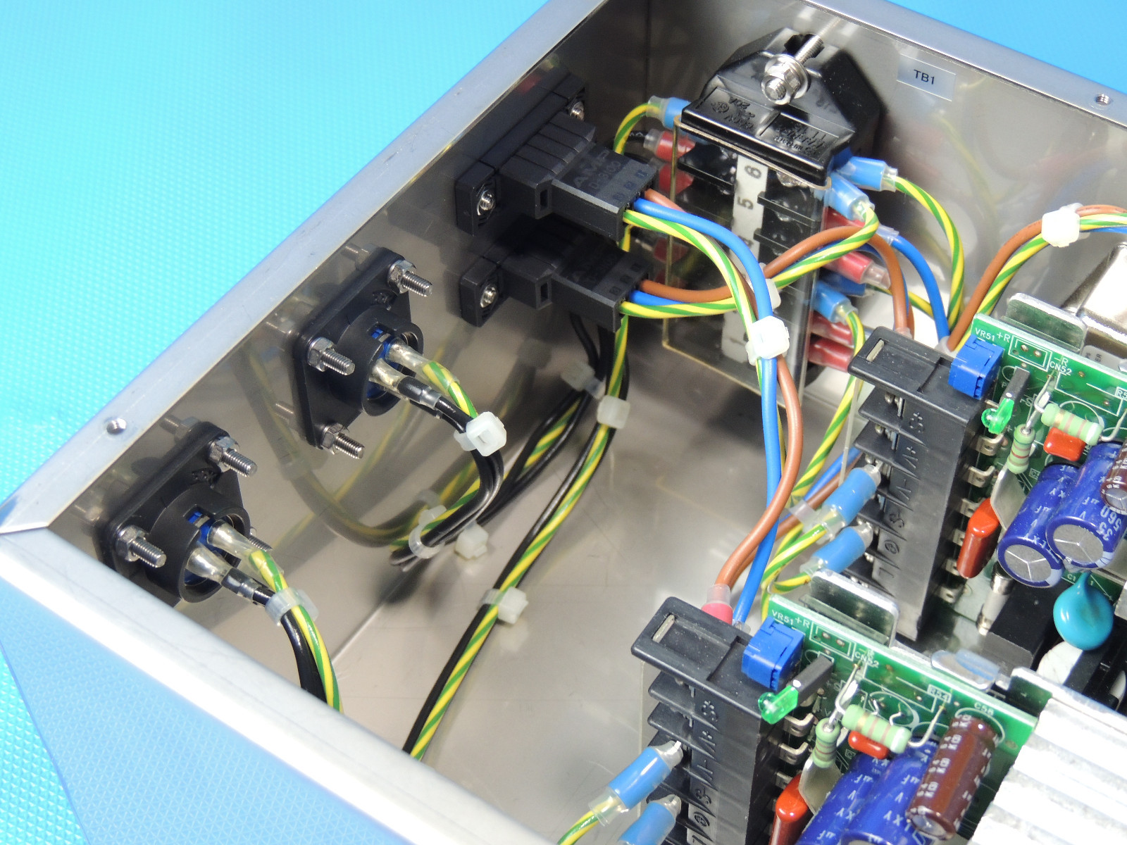 Accretech with 2 x DENSEI LAMBDA JWS100-24/A 100-240VAC Inc VAT