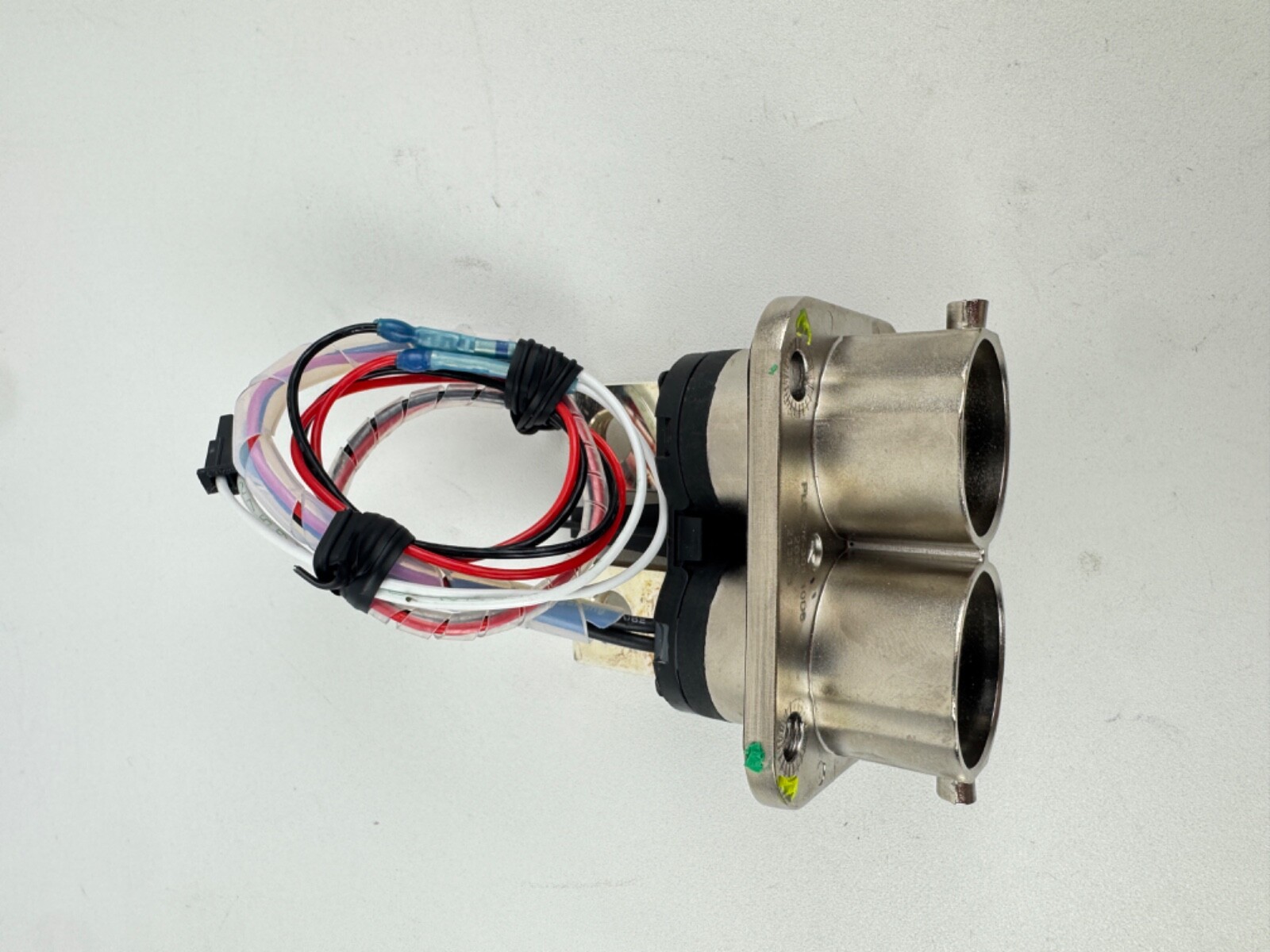 x(3) Amphenol PL082Y-301-10D8 EV Connectors 10MM 2 WAY RCP D8 BUSBAR HOLE Y KEY