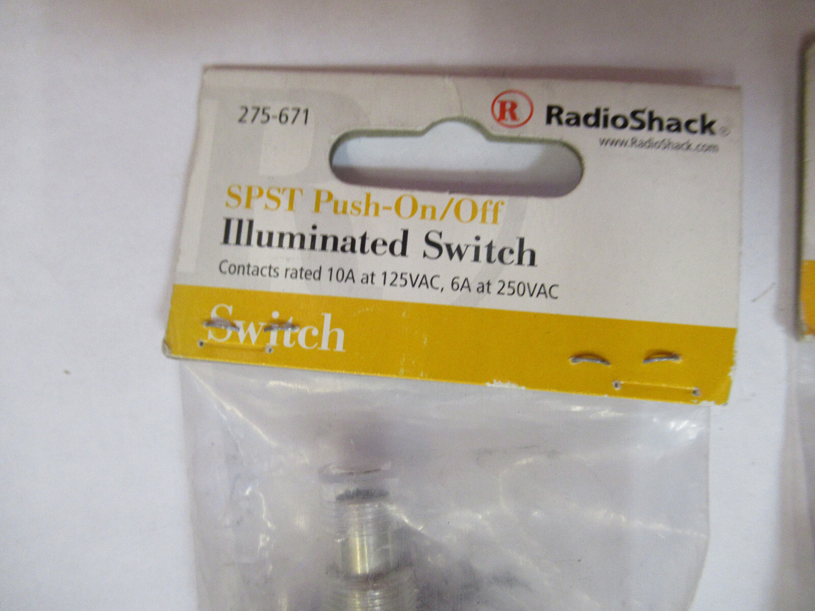 LOT RADIO SHACK SPST SWITCHES AS PICTURED X3-B-12