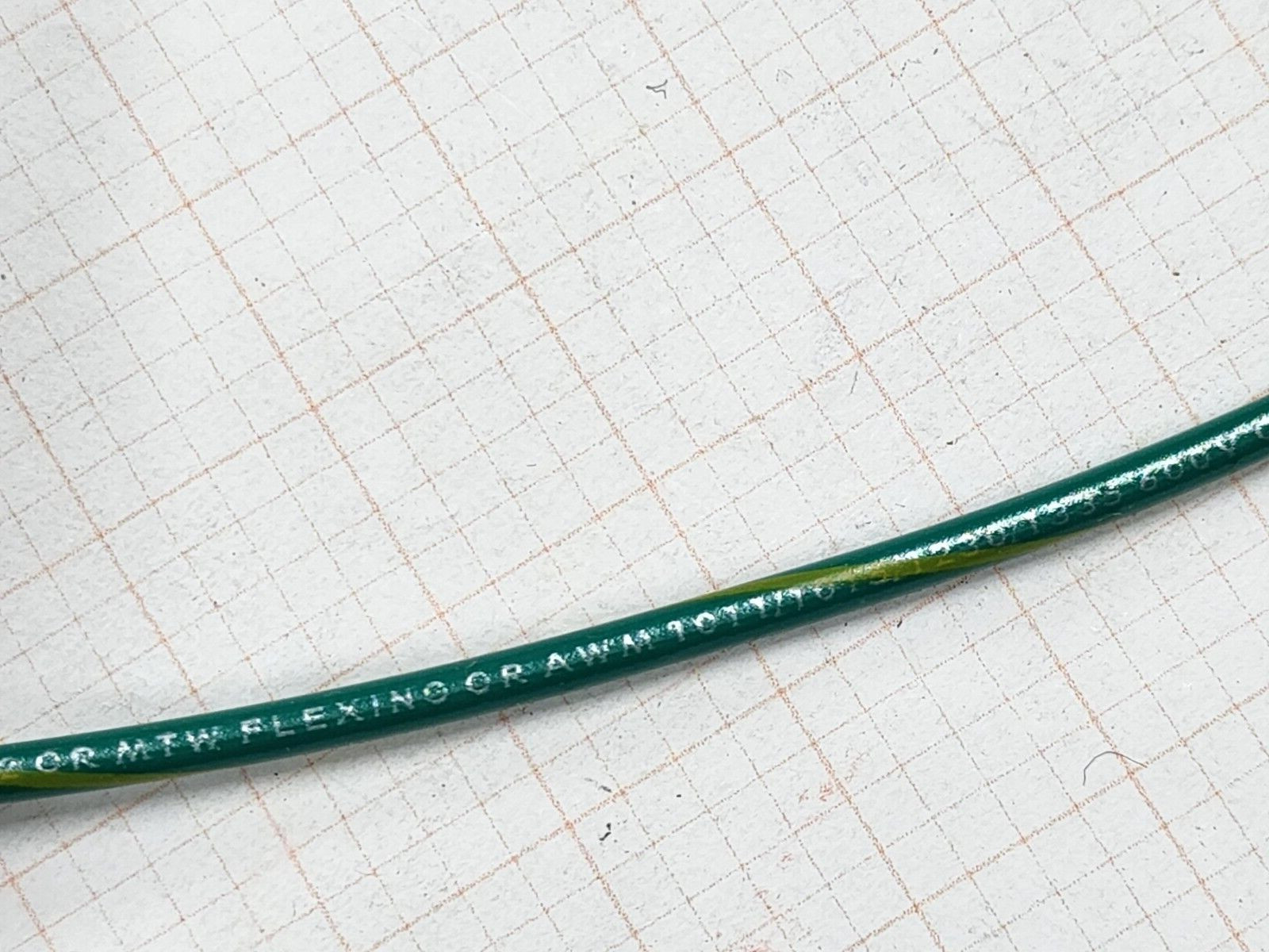 Southwire #16awg 26x30T BC-5W2 UL-1015 Hook-Up Wire Green/Yellow Spiral /100ft