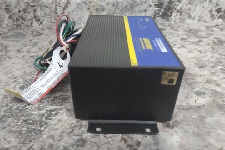 Square D TVS1HWA10X 120/240VAC Single Phase Surge Protection Device