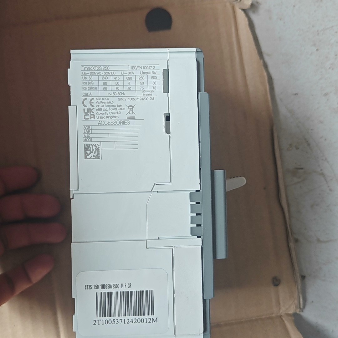 one New ABB XT3S250 TMD250-2500 FF 3P Circuit Breaker