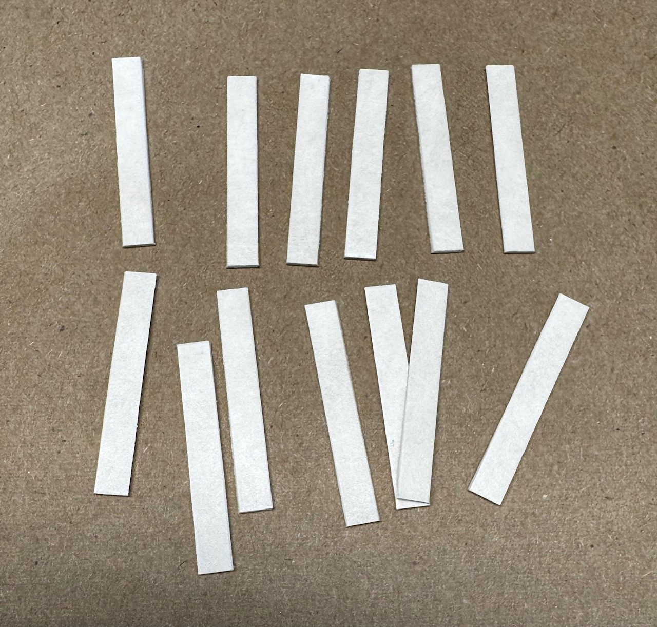 DuPont Nomex 410 Aramid Paper .030 MIL, CUT PIECES (.18″ x 1.16″)