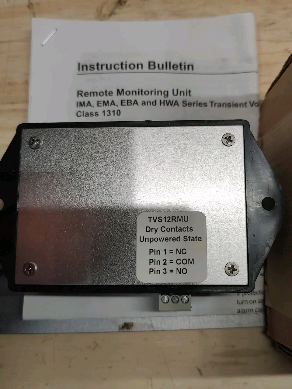 NEW Square D TVS12RMU Surge Protective Device Surgelogic w/ 12VDC Power Supply
