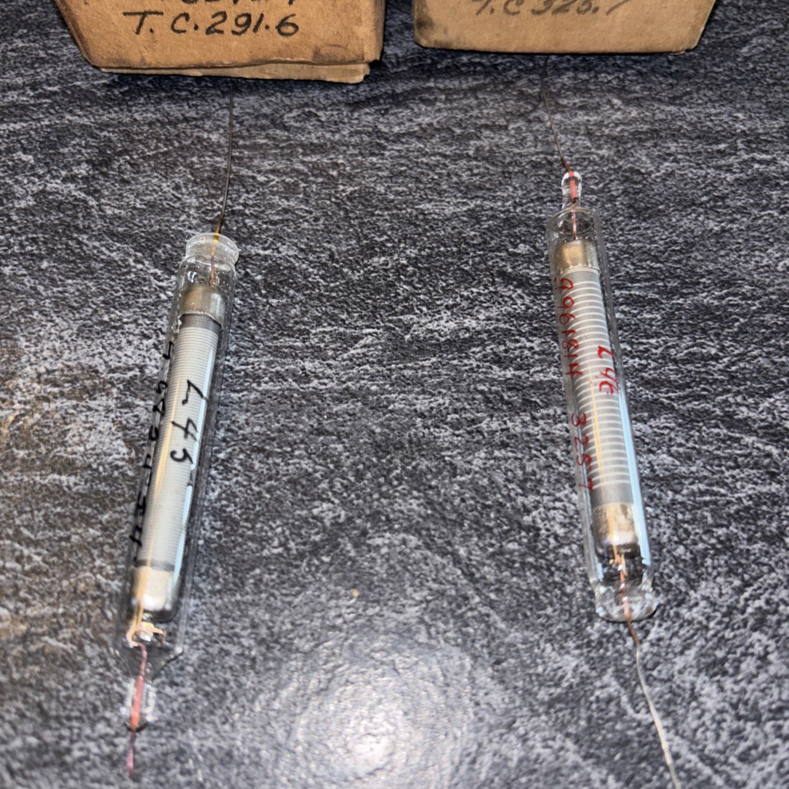 VINTAGE LOT OF 2 GLASS HIGH VOLTAGE RESISTOR L45 L96 Unknown Maker LOC Z