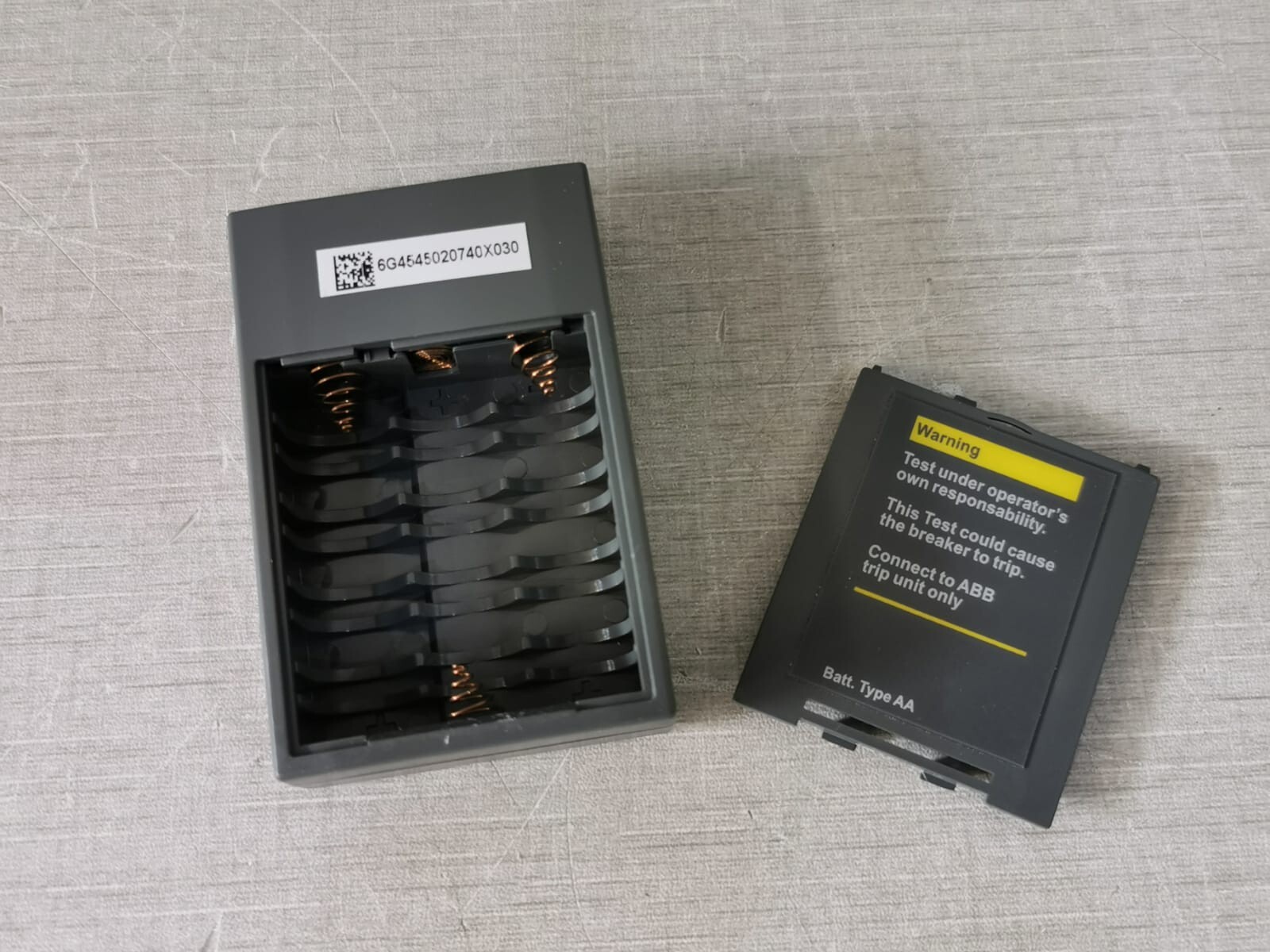 ABB Ekip TT SACE Emax 2 Outdoor Travel Test Unit – NO BOX ONLY CASE