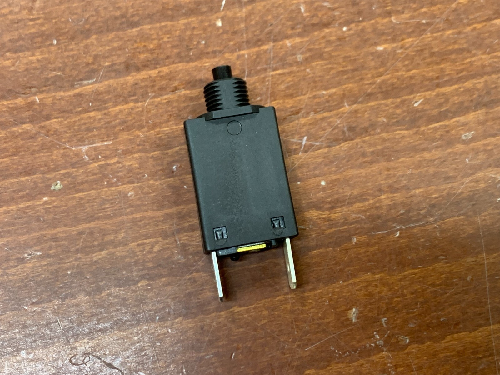 Circuit Breaker Thermal 500mA 5A 250VAC 48VDC 106-M2-P10-5A