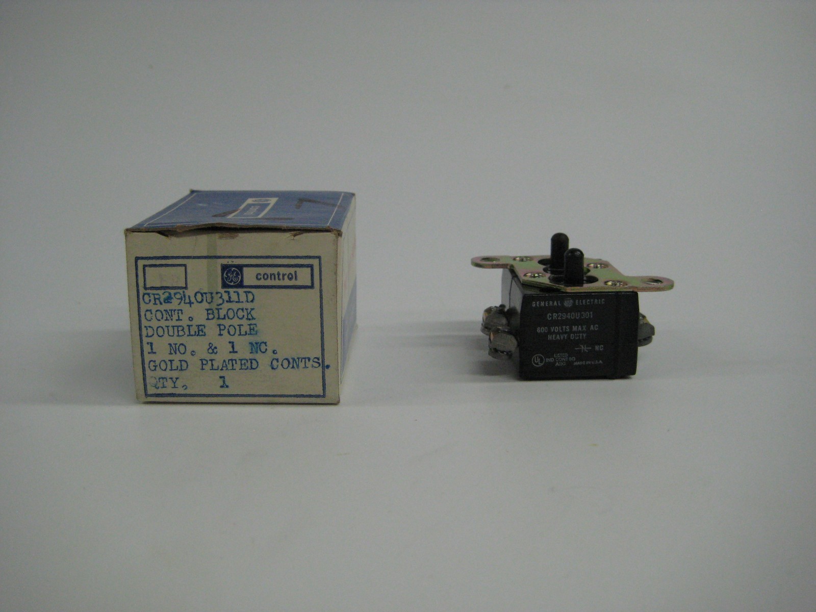 GENERAL ELECTRIC CR2940U311D CONTACT BLOCK NSMP
