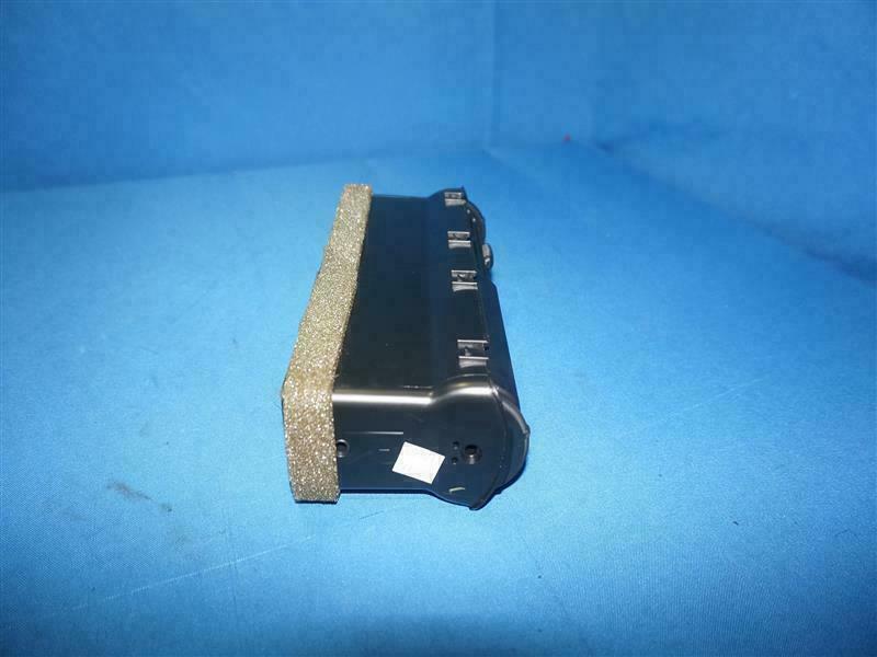 Ford F67Z-19893-AA F67Z19893AA Louvre ASY NEW NOB