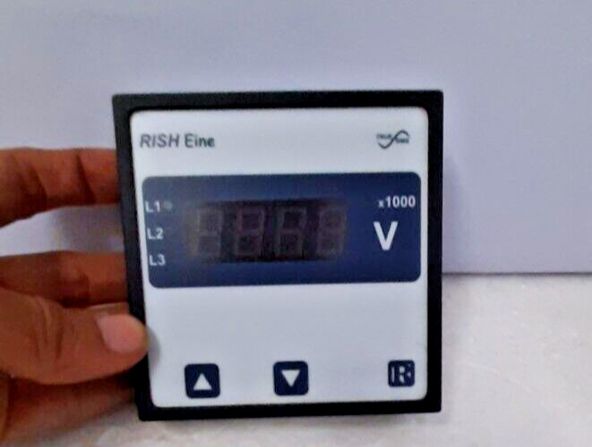 Rishabh Rish Eine 3V Voltage DPM P/N: 3AYN569751-620R Input 100-500 VL-L