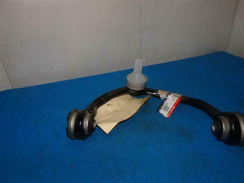 Ford 6L1Z-3084-AA 6L1Z3084AA Control Arm Assy Front Suspension Fast Shipping
