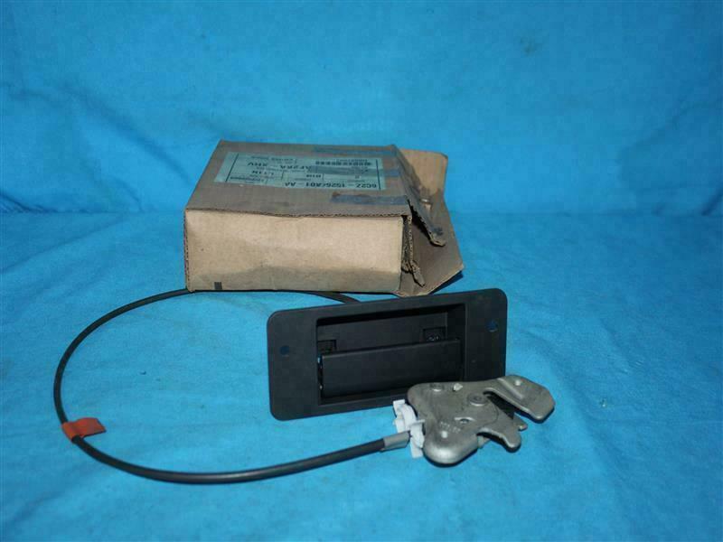 Ford 6C2Z-15264A01-AA 6C2Z15264A01AA Latch NEW NOB