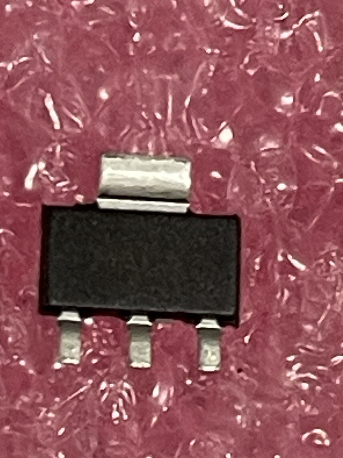 MIC5209-5.0BS IC REGULATOR LINEAR 5V 500mA SOT223-3 MICREL (LOT OF 10)