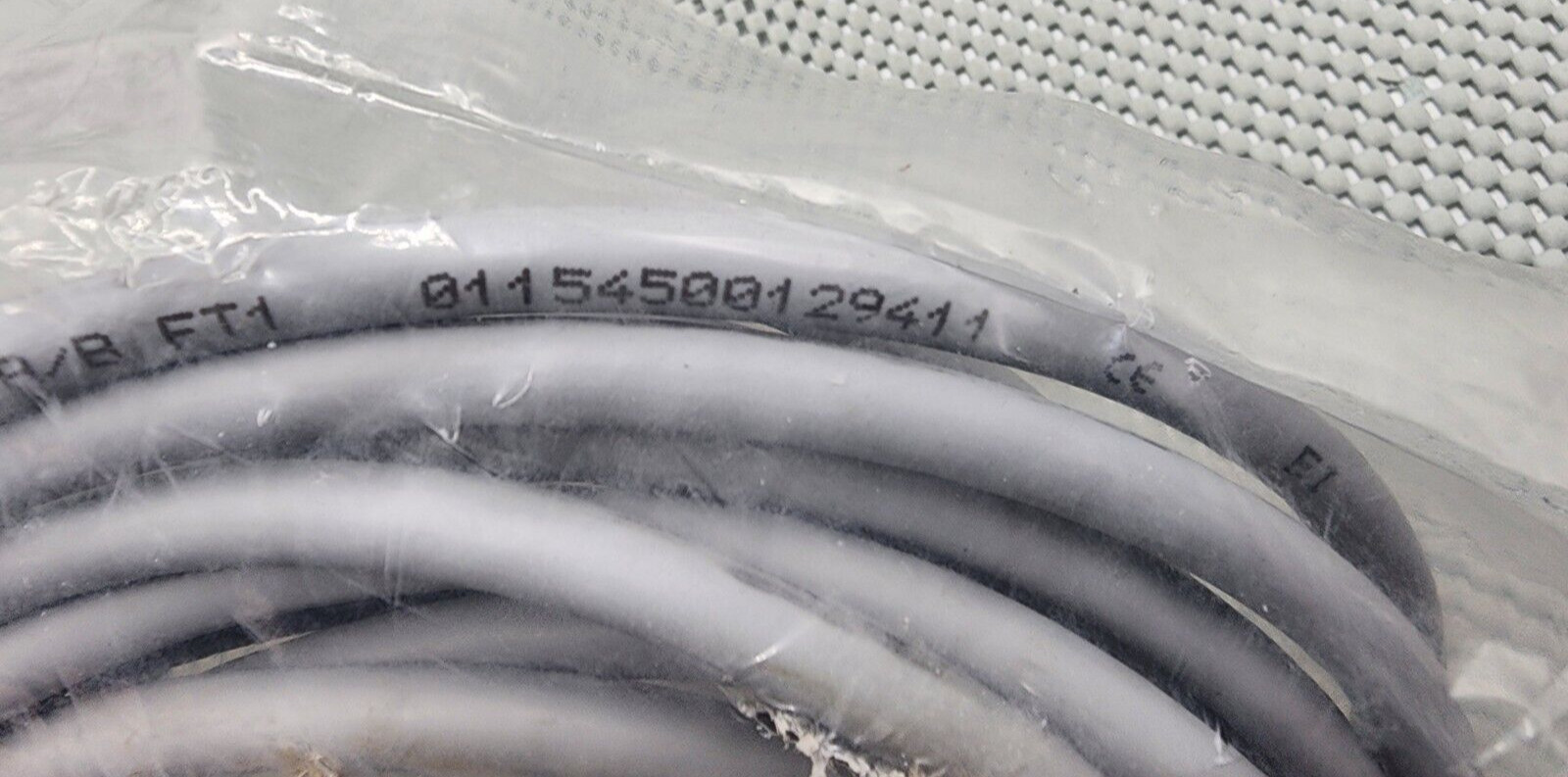 Helukabel Supertronic Phoroptor 310-C-PVC 300V VW-1 01154500129411 Cable 559-275